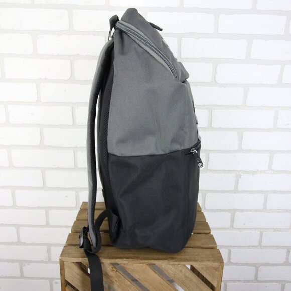 Travis Mathew Nelson Insulated Cooler Bag Backpack 1ML157 Grey New W Tag - Picture 7 of 11